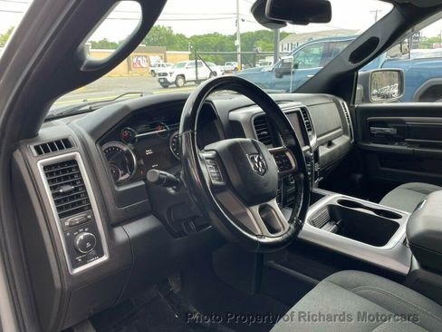 Used 2022 RAM 1500 Classic Warlock w/ Ceramic Grey Warlock Package AWD/4WD image 12