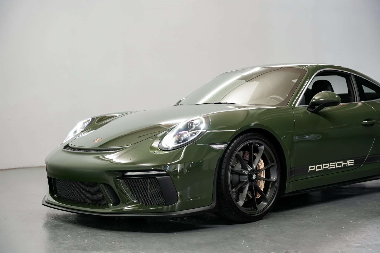 Used 2019 Porsche 911 GT3 RWD image 32
