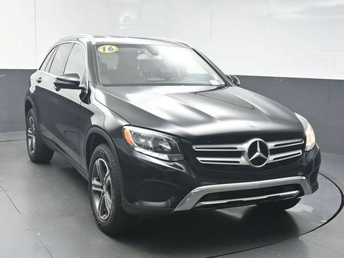 Used 2016 Mercedes-Benz GLC 300 4MATIC image 2