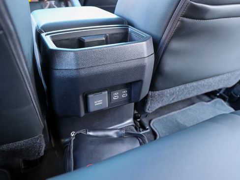 Certified 2025 Toyota Tacoma Limited AWD/4WD image 45