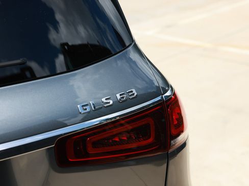 Used 2021 Mercedes-Benz GLS 63 AMG 4MATIC image 59