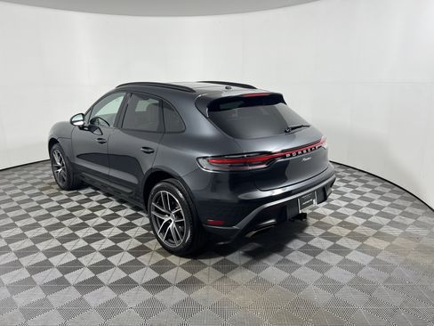 Certified 2026 Porsche Macan AWD/4WD image 3