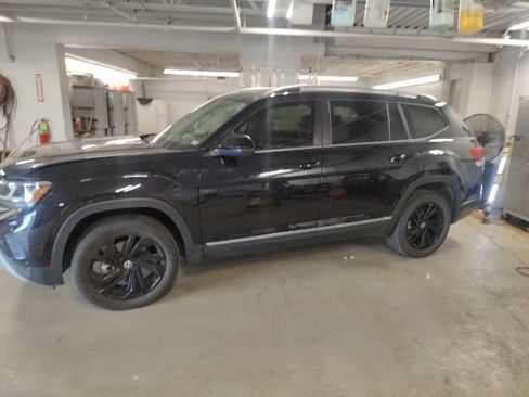 Used 2023 Volkswagen Atlas SEL AWD/4WD image 3
