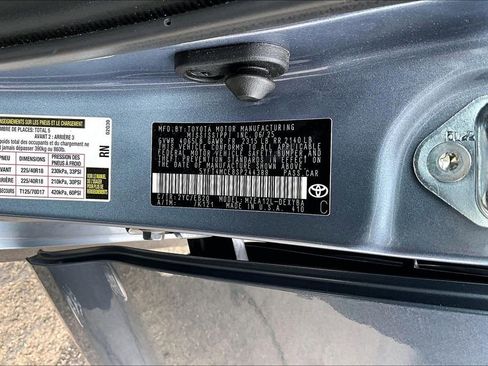 Used 2025 Toyota Corolla XSE FWD image 16