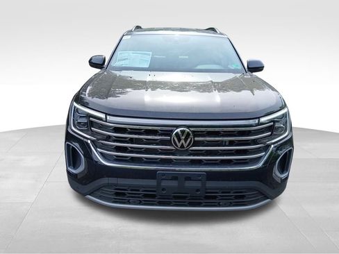 New 2025 Volkswagen Atlas SE image 8