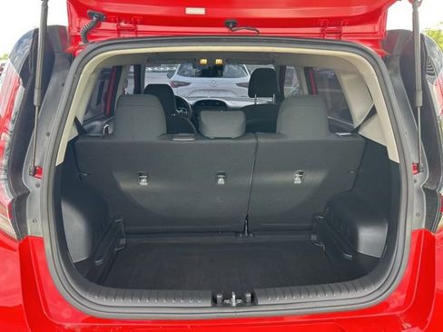 Used 2023 Kia Soul LX w/ Option Group 015 FWD image 11