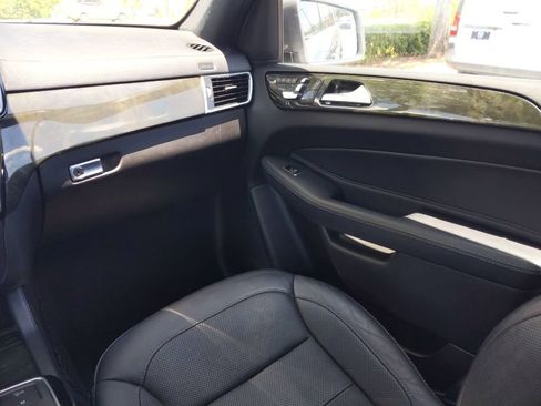 Used 2019 Mercedes-Benz GLS 450 4MATIC image 14