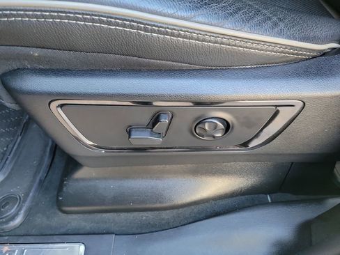 Used 2022 RAM 1500 Limited image 21