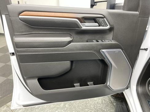 Certified 2024 GMC Sierra 3500 Denali w/ Technology Package image 10