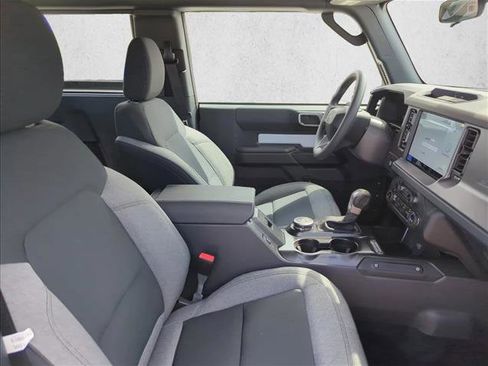 New 2026 Ford Bronco 2-Door AWD/4WD image 17