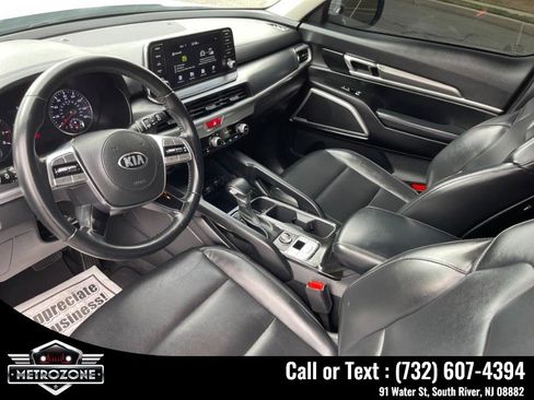 Used 2021 Kia Telluride LX image 21