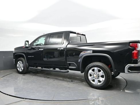 Used 2021 Chevrolet Silverado 2500 LTZ w/ LTZ Premium Package AWD/4WD image 5