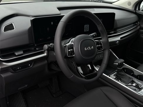 New 2026 Kia Carnival SX w/ SX Dark Edition Package FWD image 21