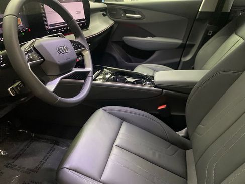 New 2026 Audi Q3 quattro 2.0T image 4