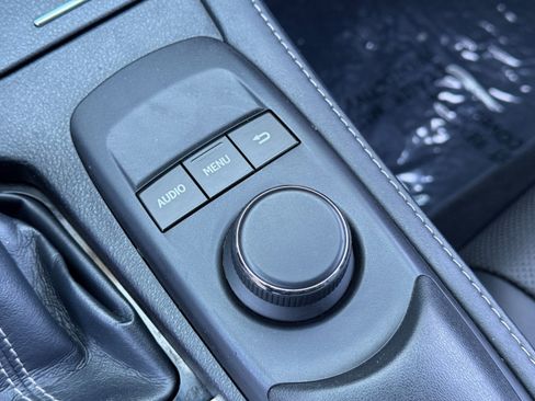 Used 2018 Lexus ES 350 w/ Premier Package image 30