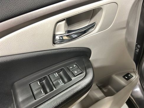 Used 2018 Honda Pilot EX-L image 11