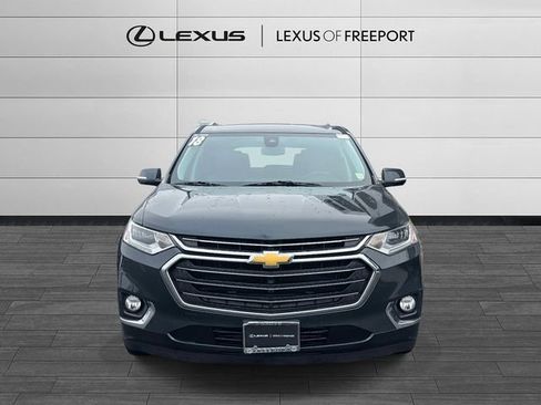 Used 2018 Chevrolet Traverse Premier image 2