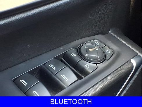 Used 2020 GMC Sierra 1500 AT4 w/ AT4 Premium Package AWD/4WD image 18