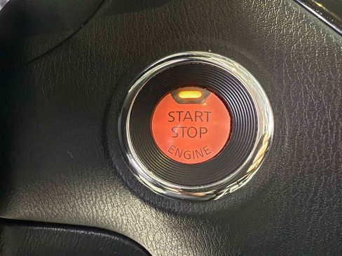 Used 2020 Nissan Pathfinder S image 20