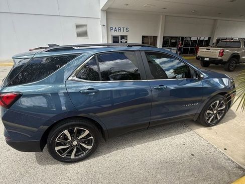 Certified 2024 Chevrolet Equinox LT image 1