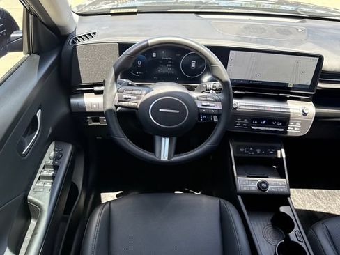 Used 2026 Hyundai Kona Limited FWD image 27