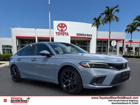 Used 2024 Honda Civic Sport Touring image 1