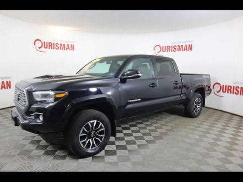 Used 2022 Toyota Tacoma TRD Sport w/ TRD Premium Sport Package image 5