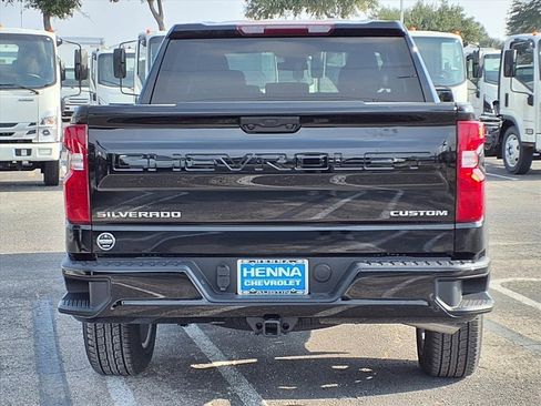 New 2026 Chevrolet Silverado 1500 Custom image 5