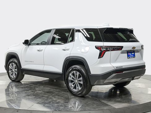 Used 2025 Chevrolet Equinox LT image 4