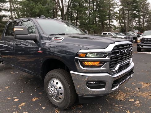 New 2026 RAM 3500 Tradesman w/ Chrome Appearance Group image 15