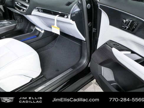New 2026 Cadillac Lyriq Luxury RWD image 25
