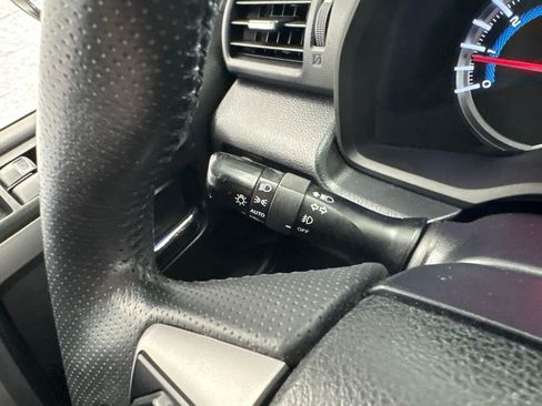 Used 2019 Toyota 4Runner Limited AWD/4WD image 23