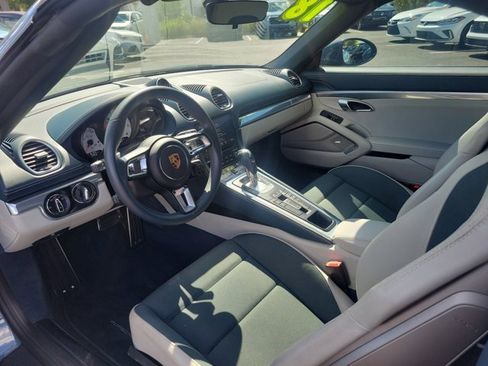 Used 2018 Porsche 718 Boxster GTS image 12