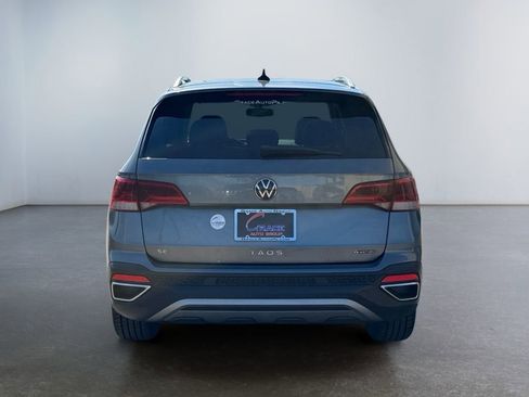 Used 2022 Volkswagen Taos SE AWD/4WD image 6