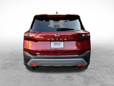 Used 2023 Nissan Rogue SV AWD/4WD image 6