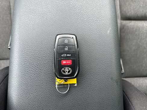Used 2025 Toyota Camry LE FWD image 32