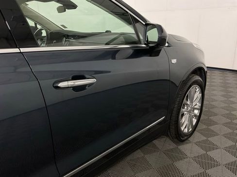 Used 2019 Cadillac XT5 Premium Luxury AWD/4WD image 7