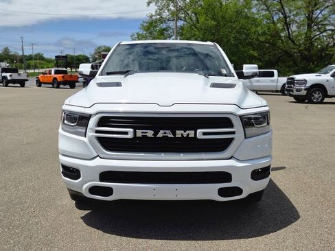 Used 2023 RAM 1500 Laramie AWD/4WD image 2
