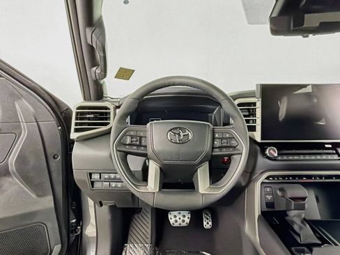 New 2026 Toyota Sequoia Platinum w/ TRD Off-Road Package AWD/4WD image 19