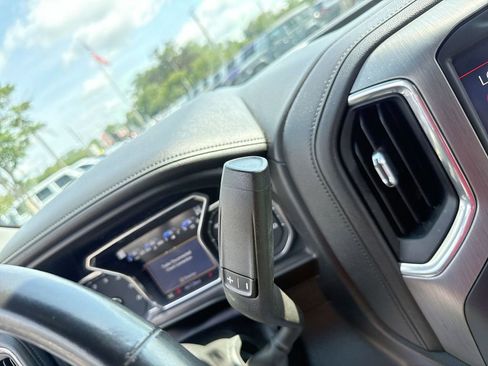 Used 2021 GMC Sierra 1500 Denali w/ Denali Ultimate Package AWD/4WD image 22