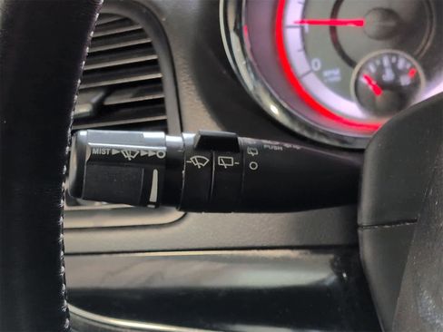 Certified 2018 Dodge Grand Caravan SXT w/ Driver Convenience Group image 26