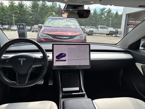 Used 2019 Tesla Model 3 Long Range AWD/4WD image 7