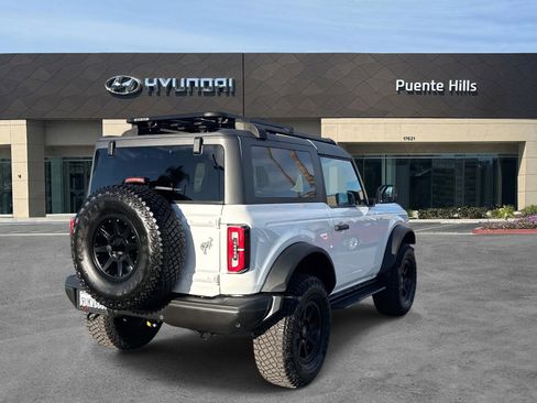 Used 2023 Ford Bronco Badlands image 5