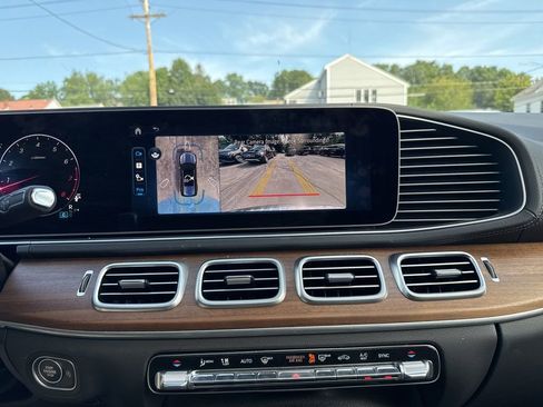 Certified 2025 Mercedes-Benz GLS 450 4MATIC image 29