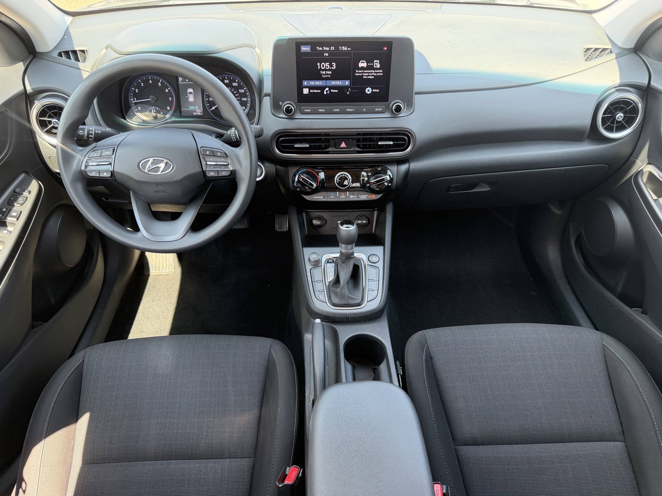 Used 2023 Hyundai Kona SEL AWD/4WD image 10