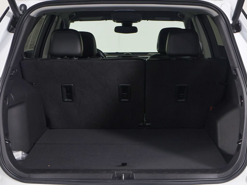 Used 2023 Chevrolet Equinox Premier FWD image 20