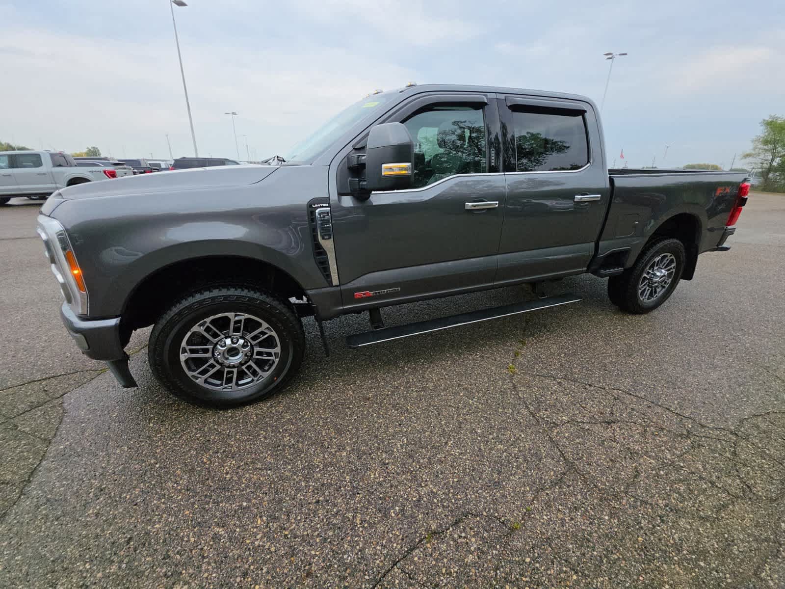 Used 2023 Ford F250 Limited w/ FX4 Off-Road Package AWD/4WD image 12