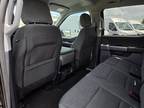 Used 2025 Ford F150 XLT AWD/4WD image 30