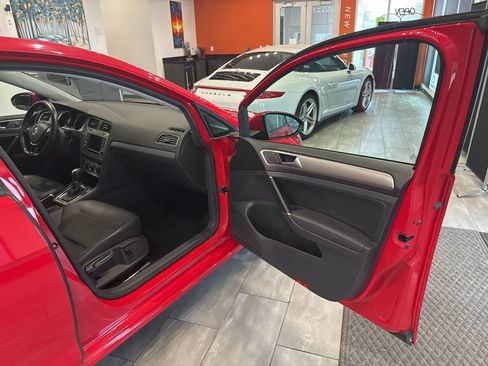 Used 2017 Volkswagen Golf Wolfsburg Edition FWD image 34