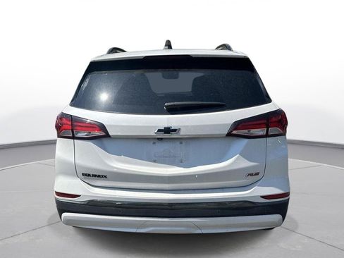 Used 2022 Chevrolet Equinox RS w/ RS Leather Package FWD image 7